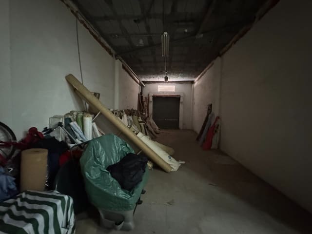 Comercial para venda em Zona Pueblo, Guardamar del Segura - 310 000 € (Ref: 10000479)