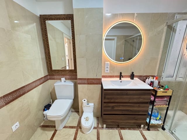 5 makuuhuone Huoneisto myytävänä paikassa Zona Pueblo, Guardamar del Segura - 349 000 € (Ref: 10035760)