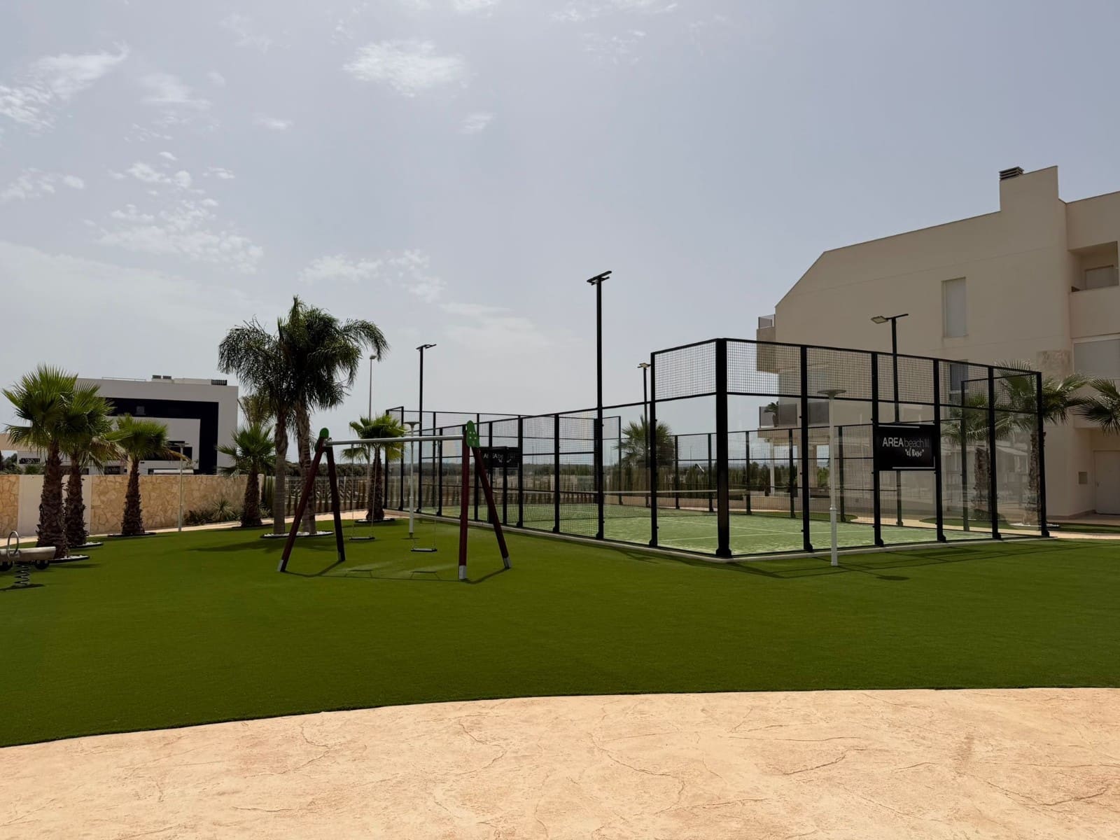 2 bedroom Apartment for rent in Guardamar del Segura with pool garage - € 1,300 (Ref: 10039216)