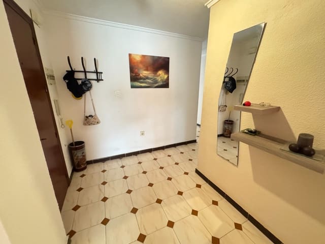 Apartamento de 3 habitaciones en Zona Pueblo, Guardamar del Segura en venta - 175.000 € (Ref: 10054350)