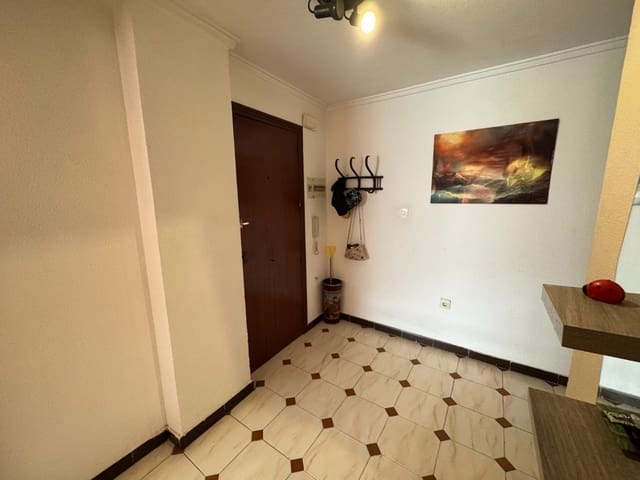 Apartamento de 3 habitaciones en Zona Pueblo, Guardamar del Segura en venta - 175.000 € (Ref: 10054350)