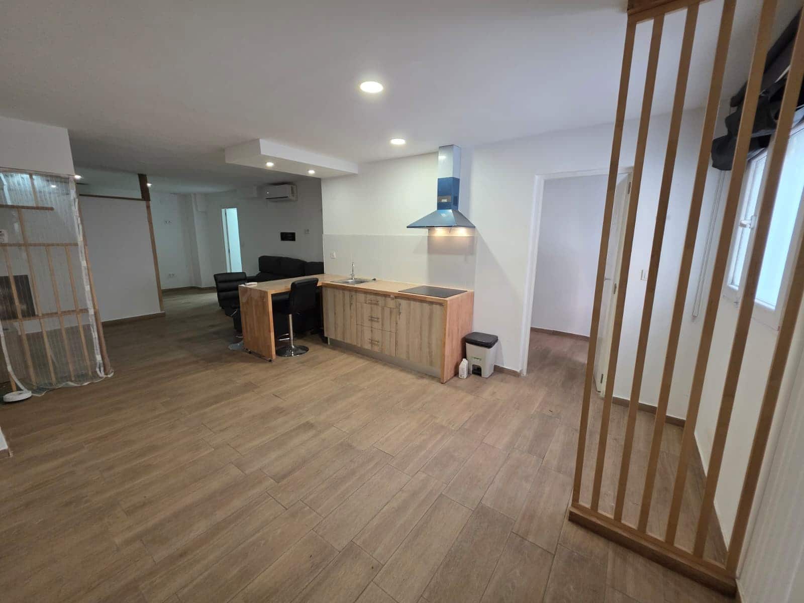 1 Zimmer Gewerbe zu verkaufen in Alicante / Alacant Stadt - 90.000 € (Ref: 10070185)