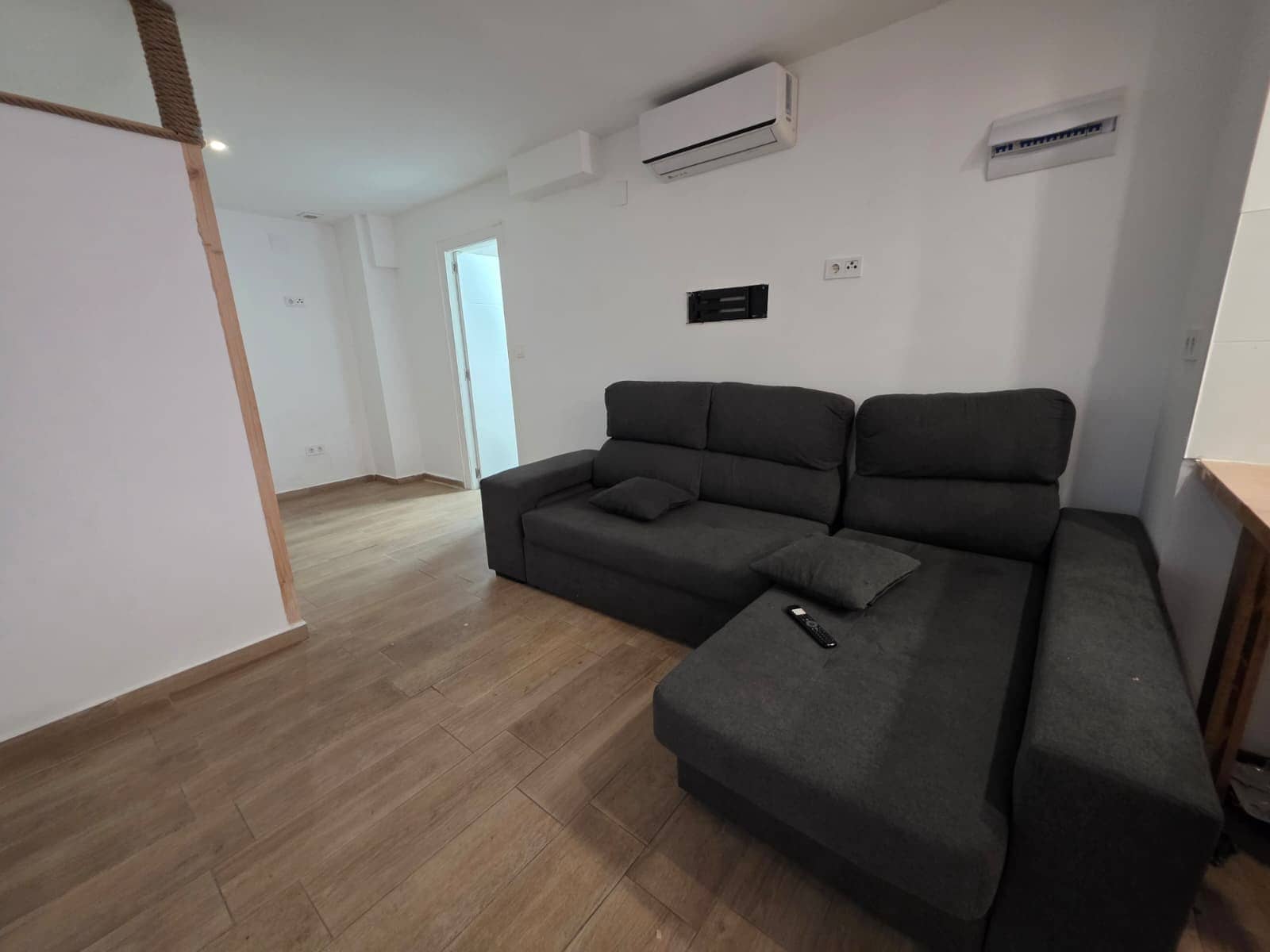 1 Zimmer Gewerbe zu verkaufen in Alicante / Alacant Stadt - 90.000 € (Ref: 10070185)