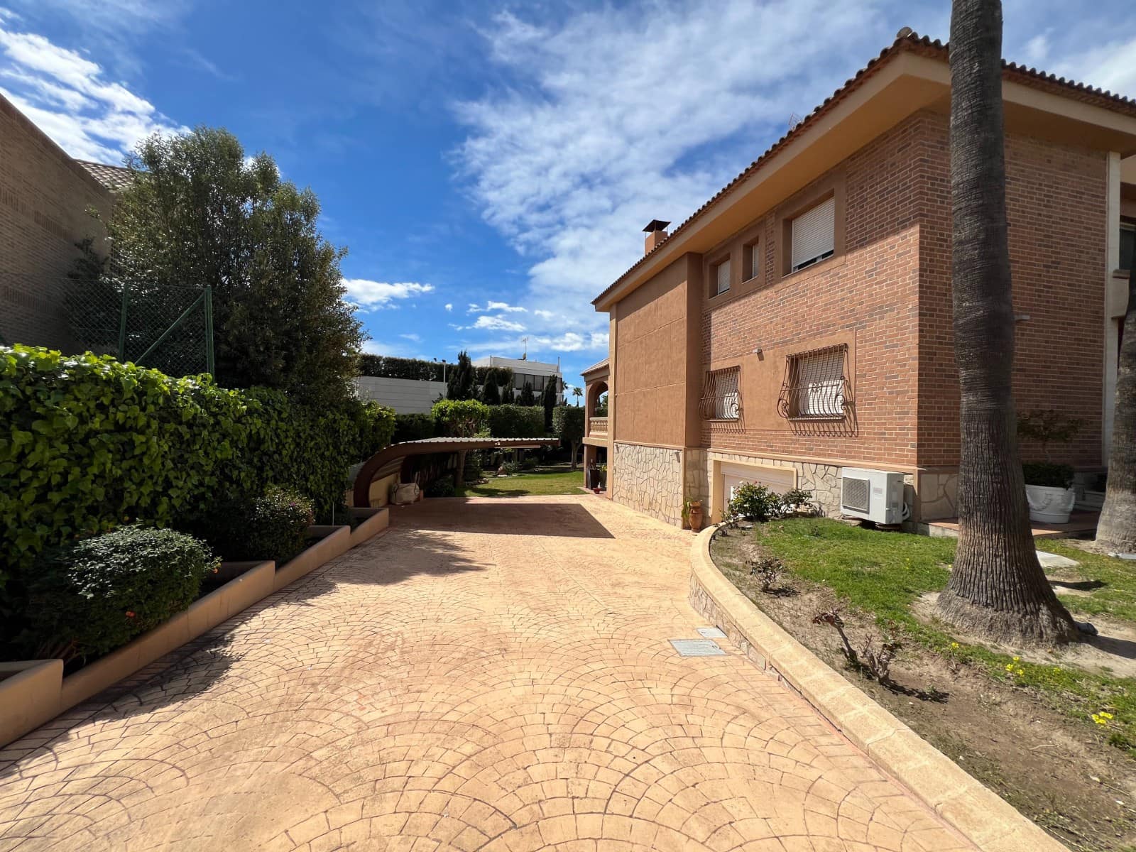 5 makuuhuone Huvila myytävänä paikassa San Juan de Alicante / Sant Joan d'Alacant mukana uima-altaan - 2 480 000 € (Ref: 10073110)
