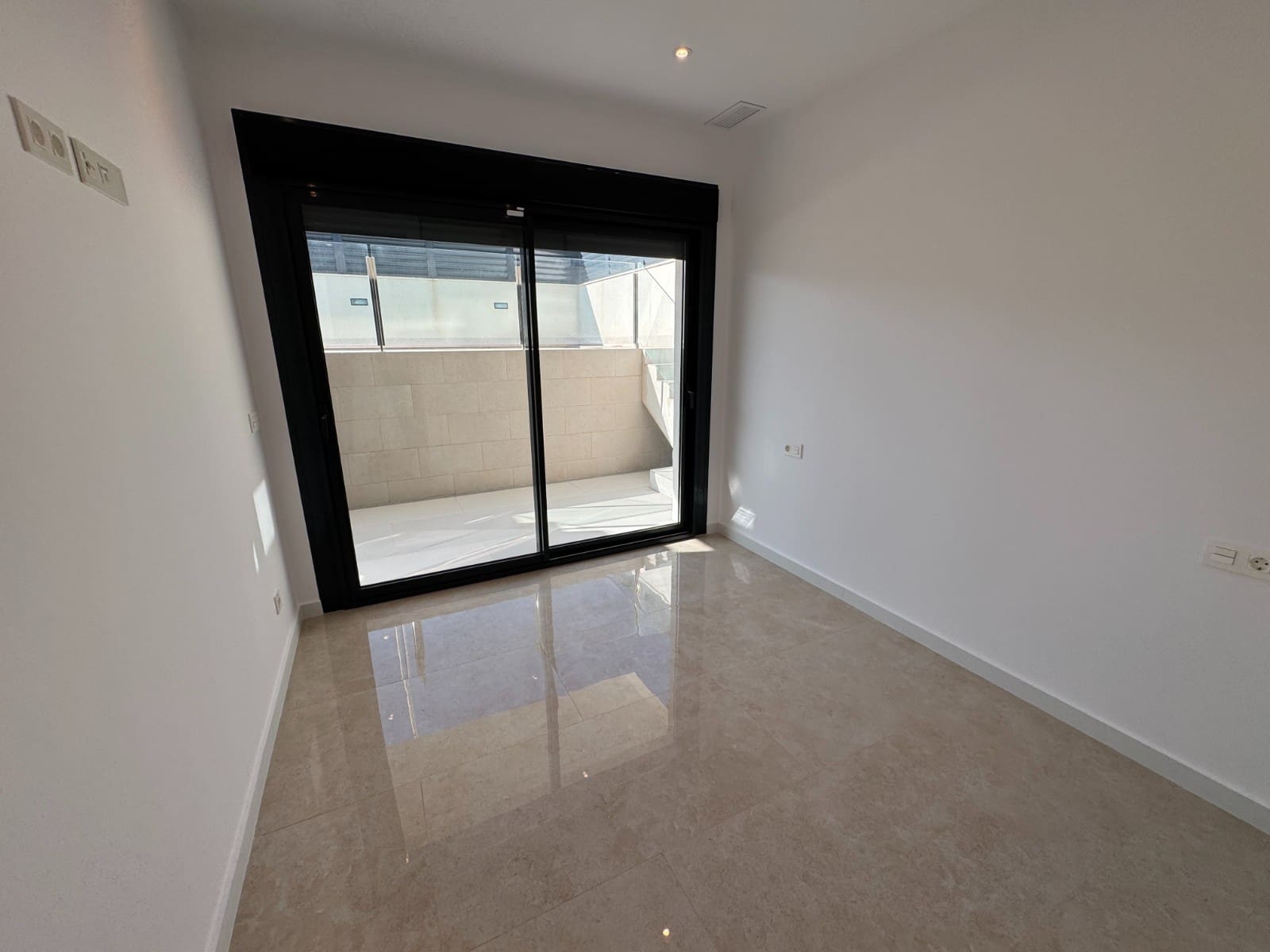 3 soveværelse Villa til salg i La Mata med swimmingpool - € 790.000 (Ref: 10088569)