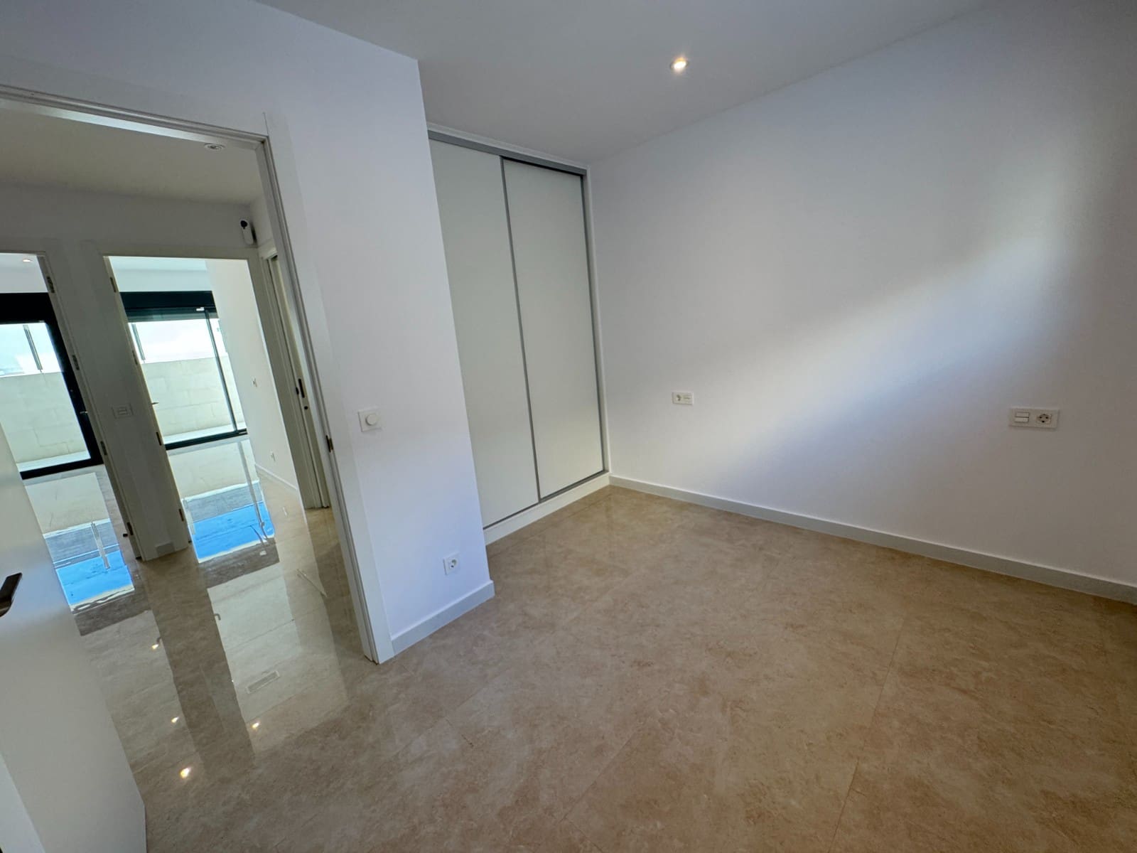 3 soveværelse Villa til salg i La Mata med swimmingpool - € 790.000 (Ref: 10088569)