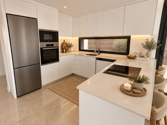 3 soveværelse Villa til salg i Los Europeos, Torrevieja med swimmingpool - € 790.000 (Ref: 10088569)