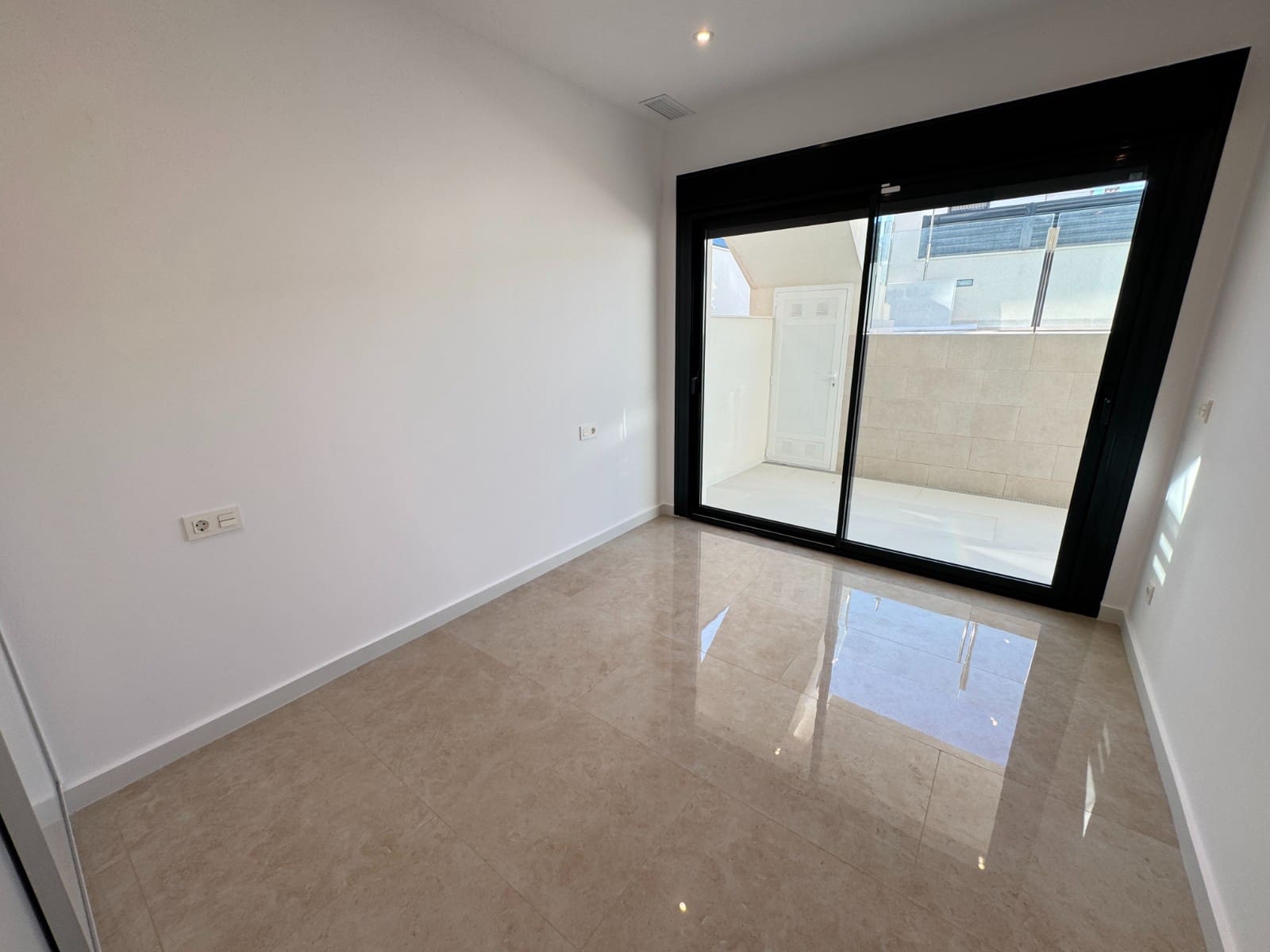 3 soveværelse Villa til salg i La Mata med swimmingpool - € 790.000 (Ref: 10088569)