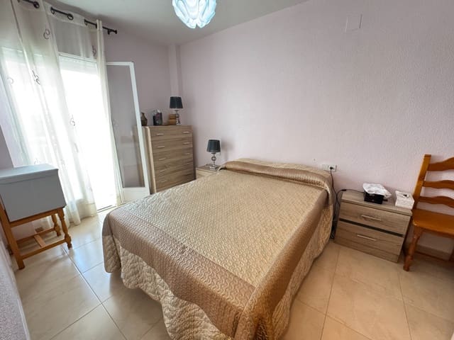 Apartamento de 3 habitaciones en Las Viñas, Guardamar del Segura en venta - 240.000 € (Ref: 10088570)