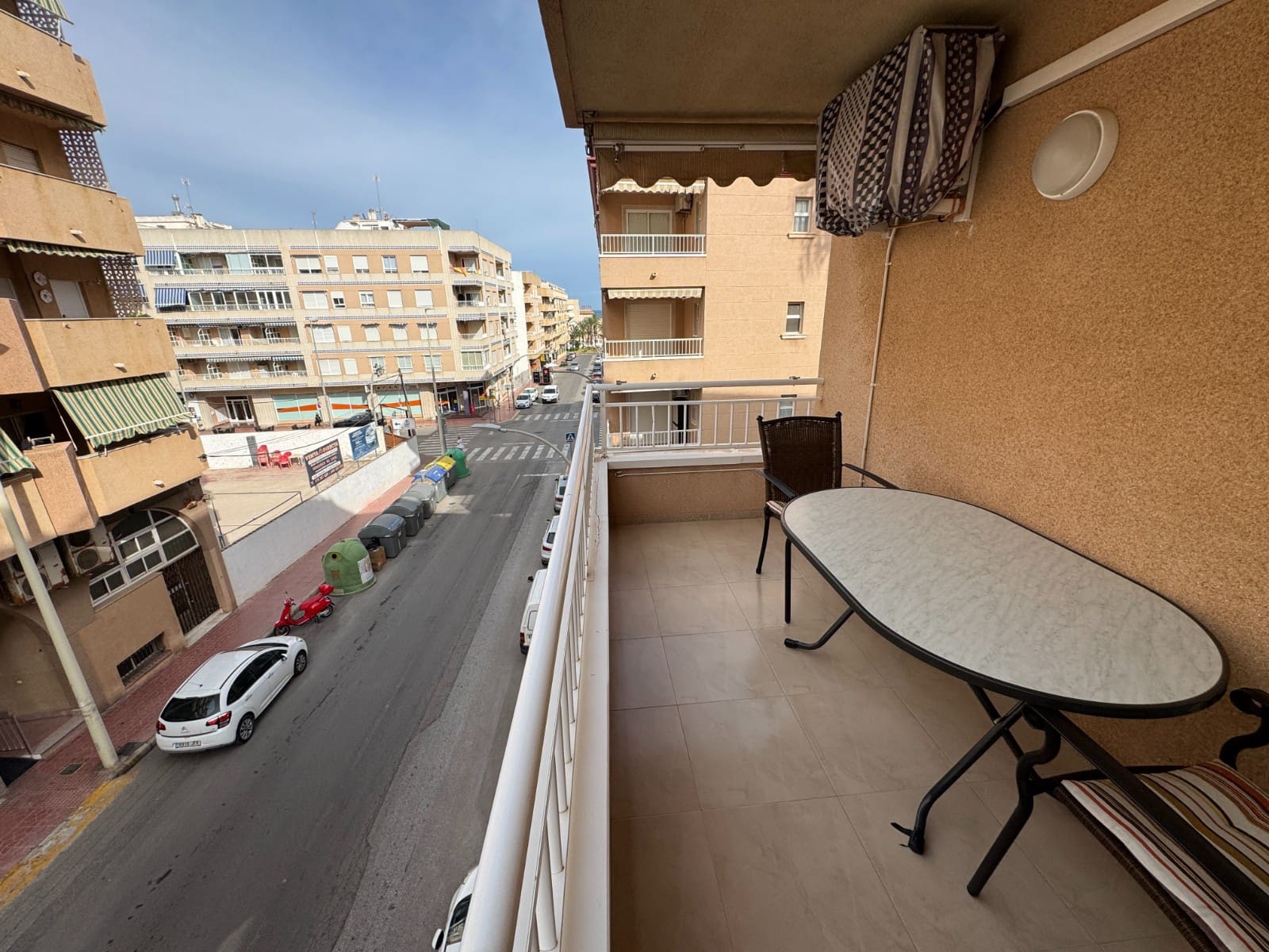 Apartamento de 3 habitaciones en Guardamar del Segura en venta - 240.000 € (Ref: 10088570)