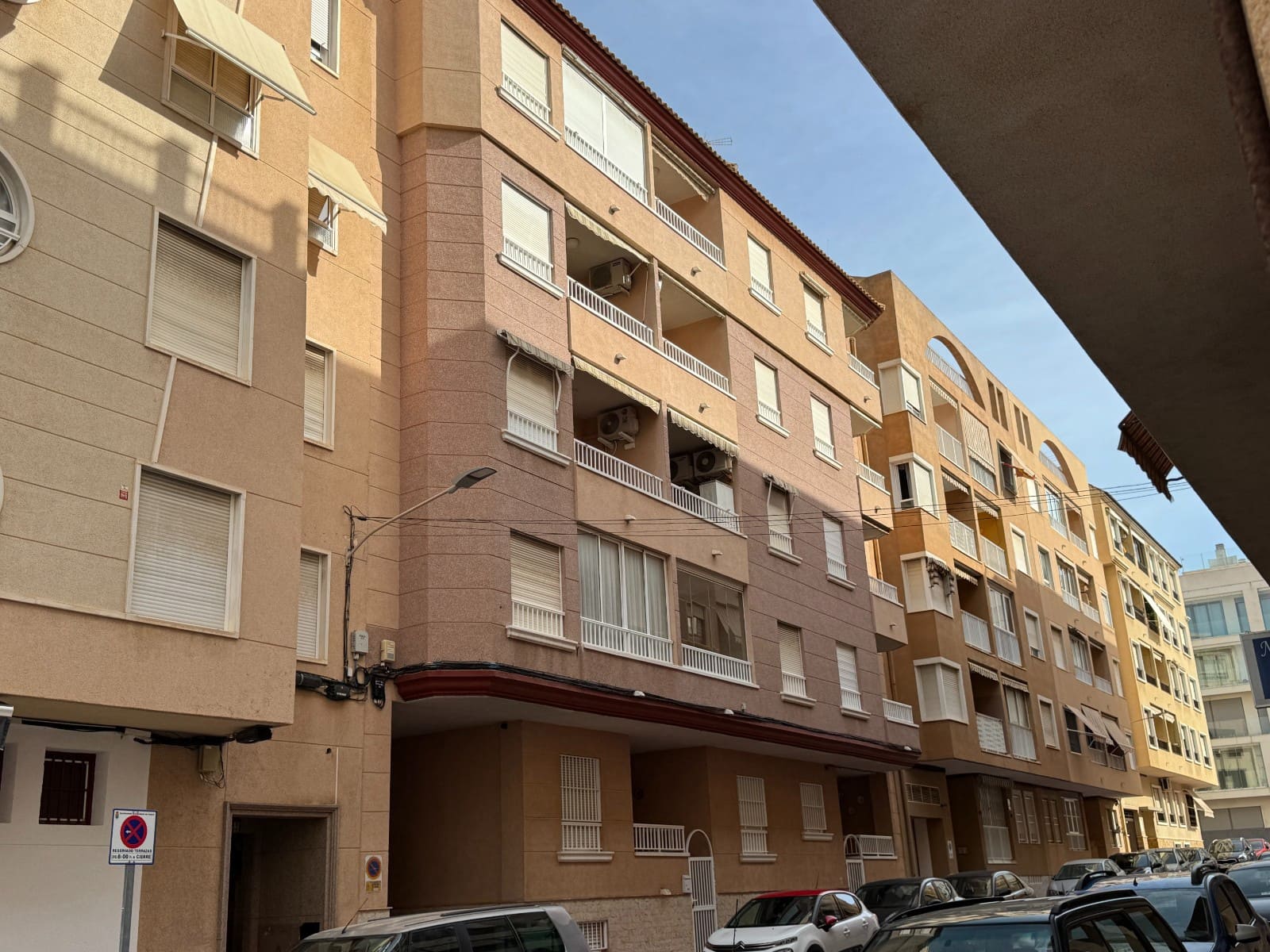 Apartamento de 3 habitaciones en Guardamar del Segura en venta - 240.000 € (Ref: 10088570)