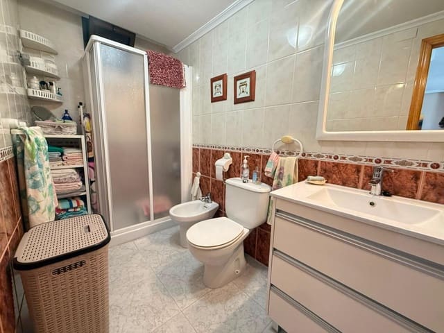 Apartamento de 1 habitación en Guardamar Playa, Guardamar del Segura en venta con piscina - 154.500 € (Ref: 10089965)
