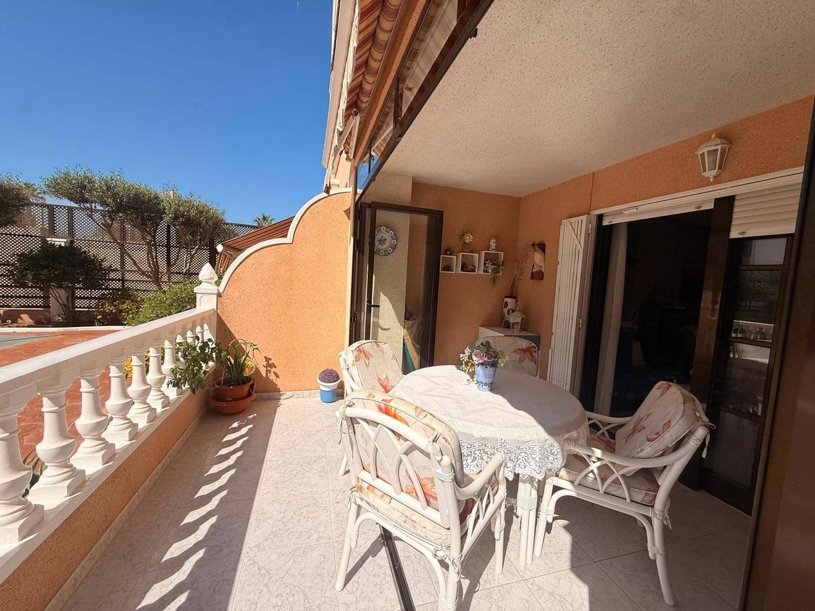 Apartamento de 1 habitación en Guardamar del Segura en venta con piscina - 154.500 € (Ref: 10089965)