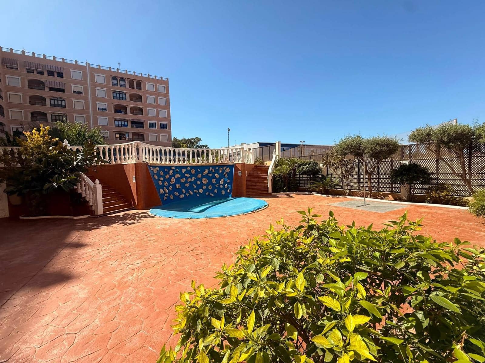 Apartamento de 1 habitación en Guardamar del Segura en venta con piscina - 154.500 € (Ref: 10089965)