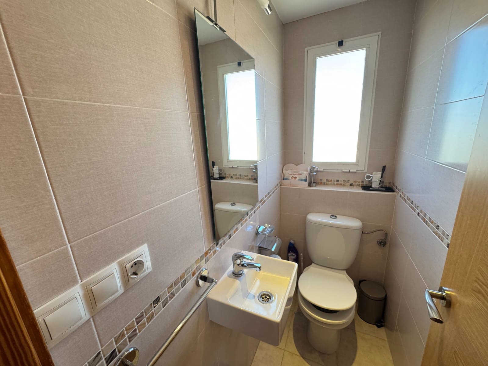 2 soveværelse Lejlighed til salg i Guardamar del Segura med swimmingpool - € 145.000 (Ref: 10097348)