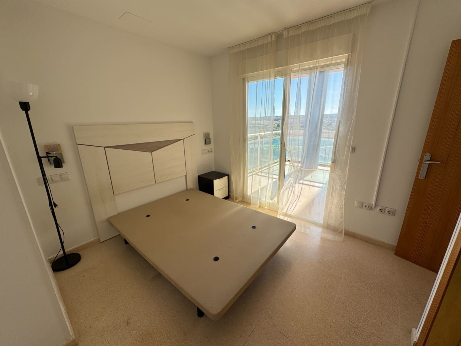 2 soveværelse Lejlighed til salg i Guardamar del Segura med swimmingpool - € 145.000 (Ref: 10097348)