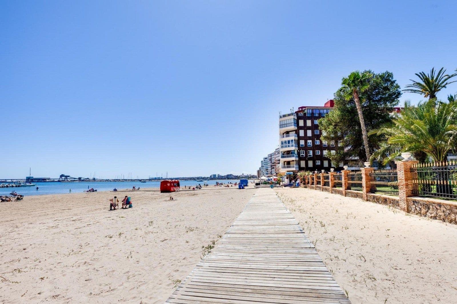 Leilighet til salgs i Torrevieja - € 89 000 (Ref: 10098895)