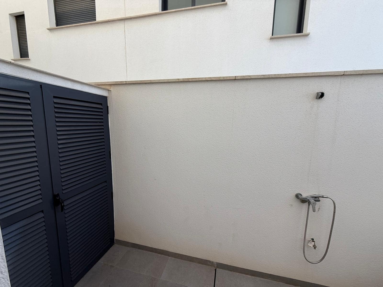 3 sypialnia Dom szeregowy na sprzedaż w Guardamar del Segura z basenem garażem - 399 000 € (Ref: 10160563)