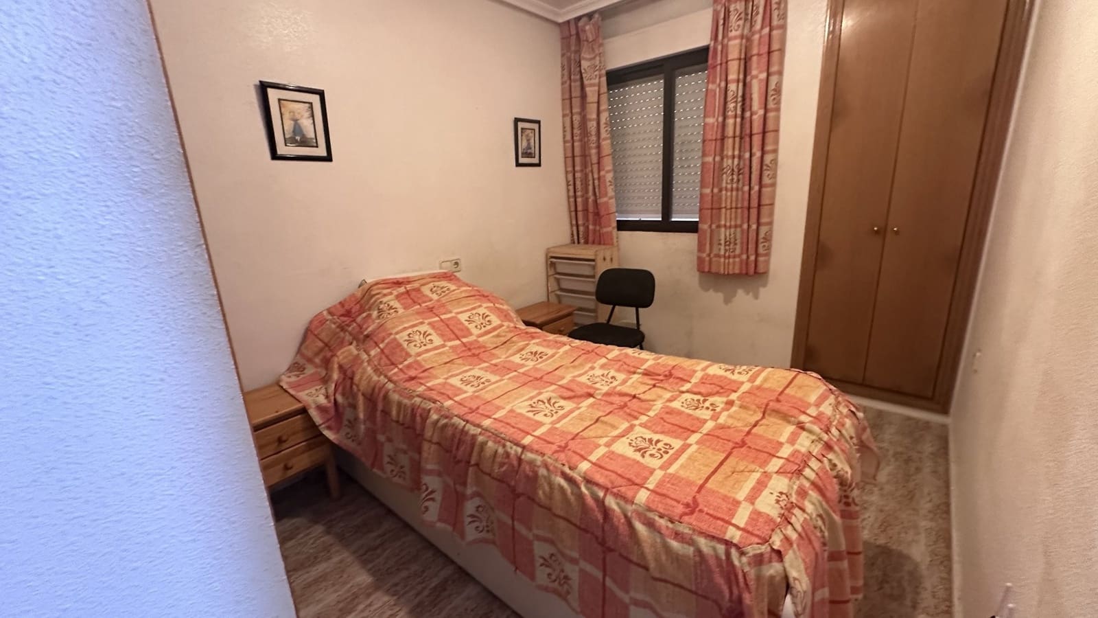 2 bedroom Apartment for sale in Guardamar del Segura with pool - € 150,000 (Ref: 10163925)