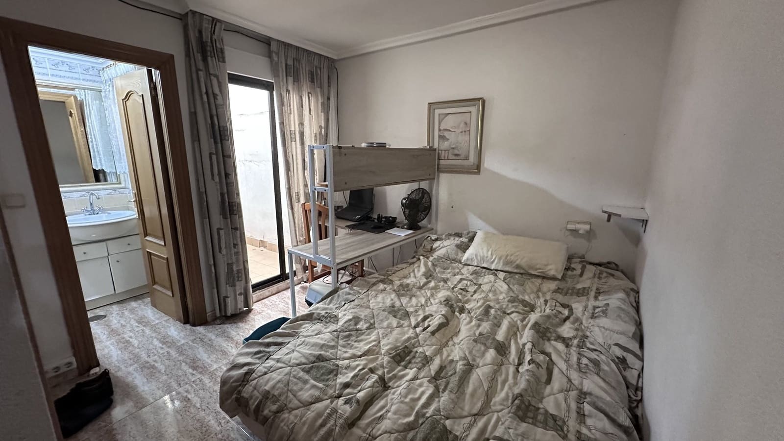 2 bedroom Apartment for sale in Guardamar del Segura with pool - € 150,000 (Ref: 10163925)