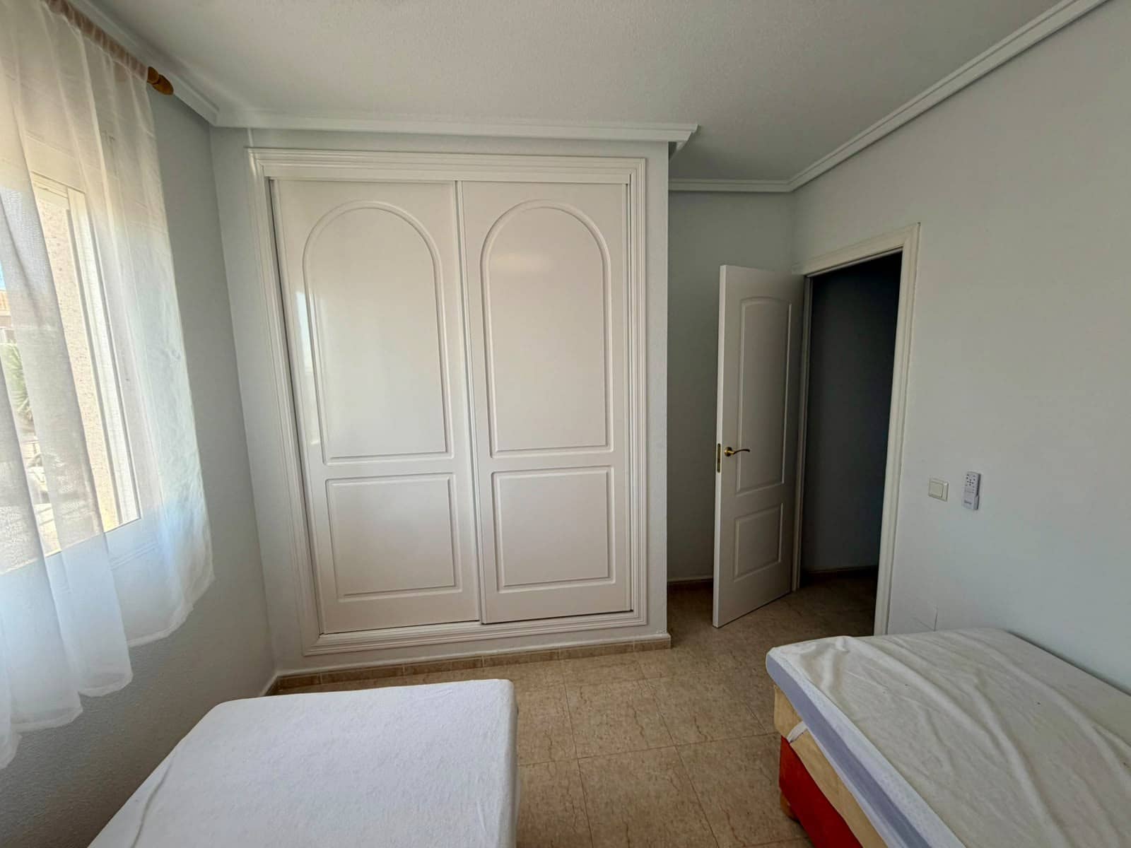 2 soveværelse Bungalow til leje i Ciudad Quesada med swimmingpool - € 1.000 (Ref: 10183589)