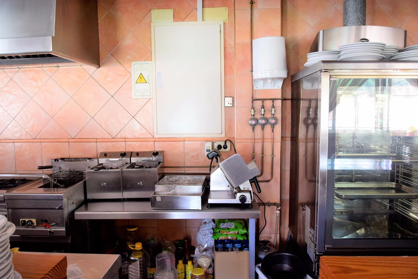 Bar/Restaurante de 1 habitación en La Marina en venta con piscina - 1.000.000 € (Ref: 3495100)