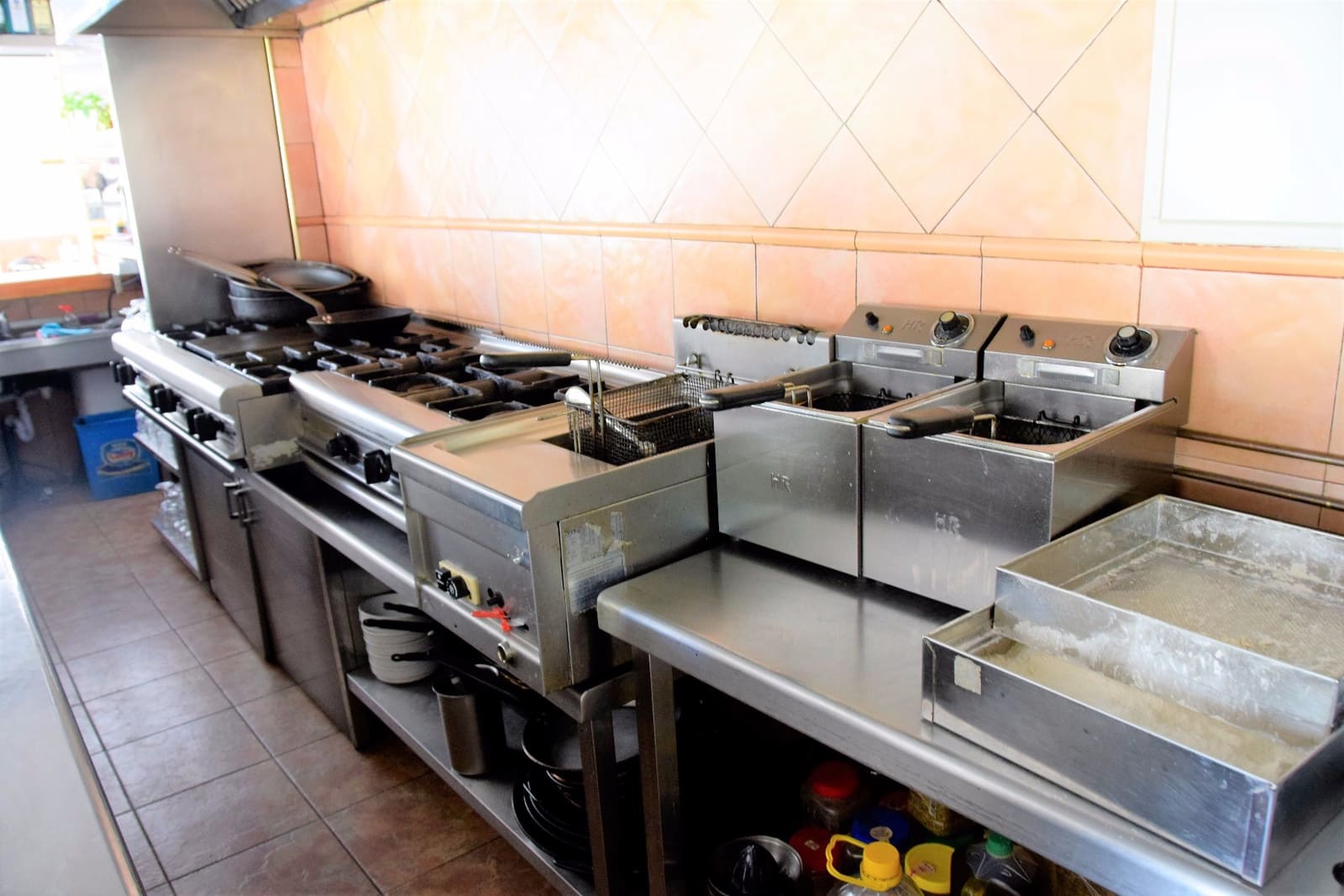 Bar/Restaurante de 1 habitación en La Marina en venta con piscina - 1.000.000 € (Ref: 3495100)