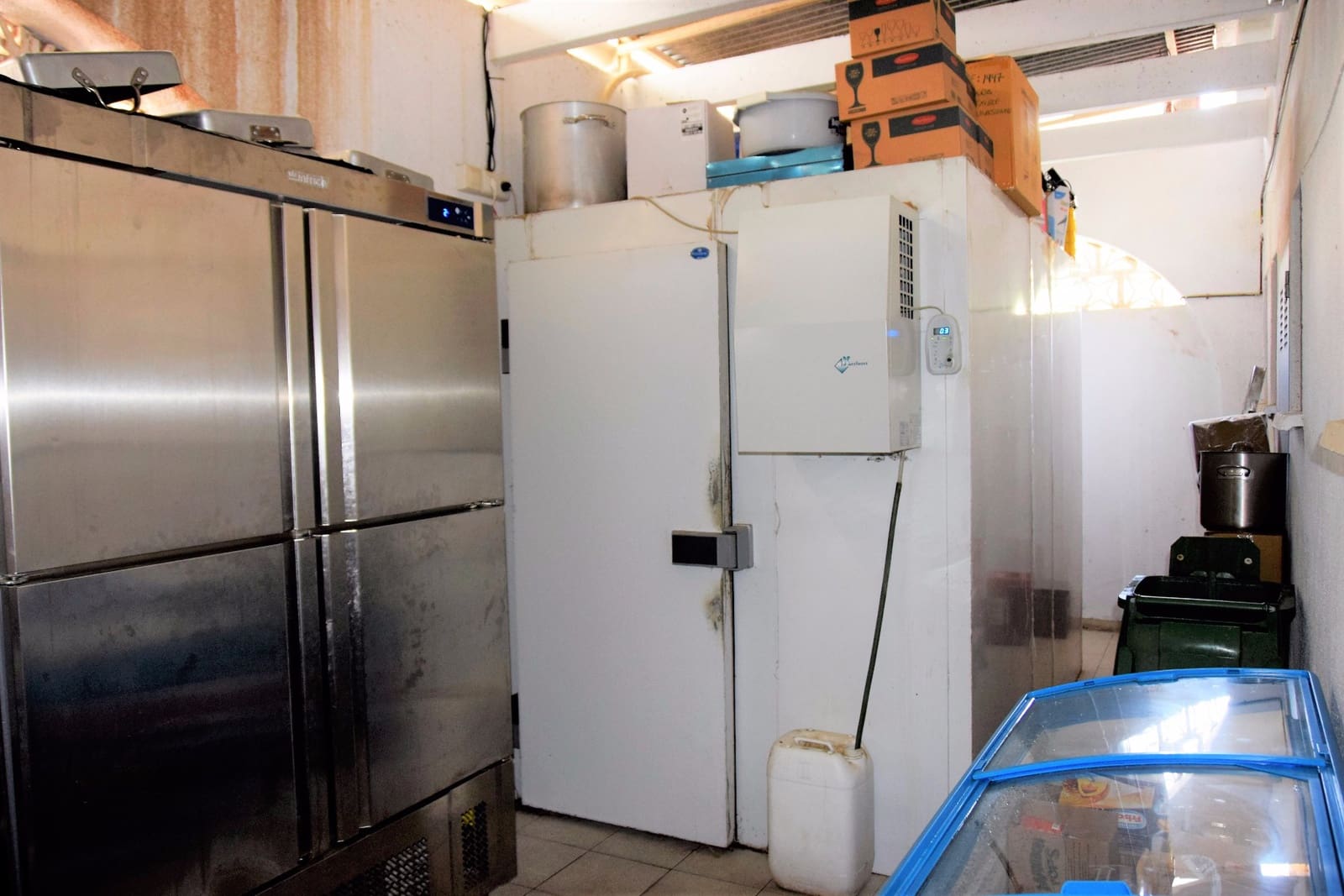 Bar/Restaurante de 1 habitación en La Marina en venta con piscina - 1.000.000 € (Ref: 3495100)