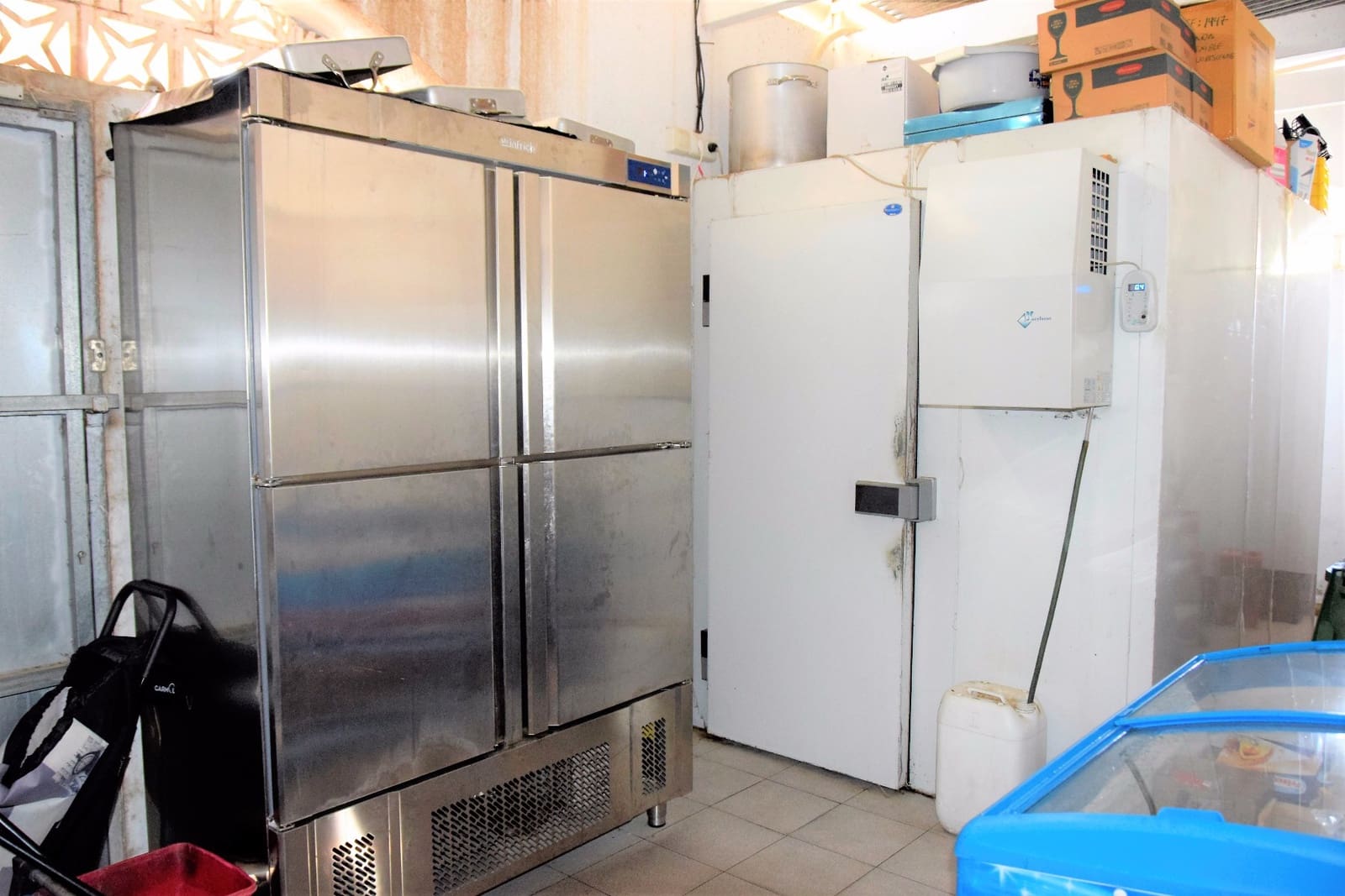 Bar/Restaurante de 1 habitación en La Marina en venta con piscina - 1.000.000 € (Ref: 3495100)