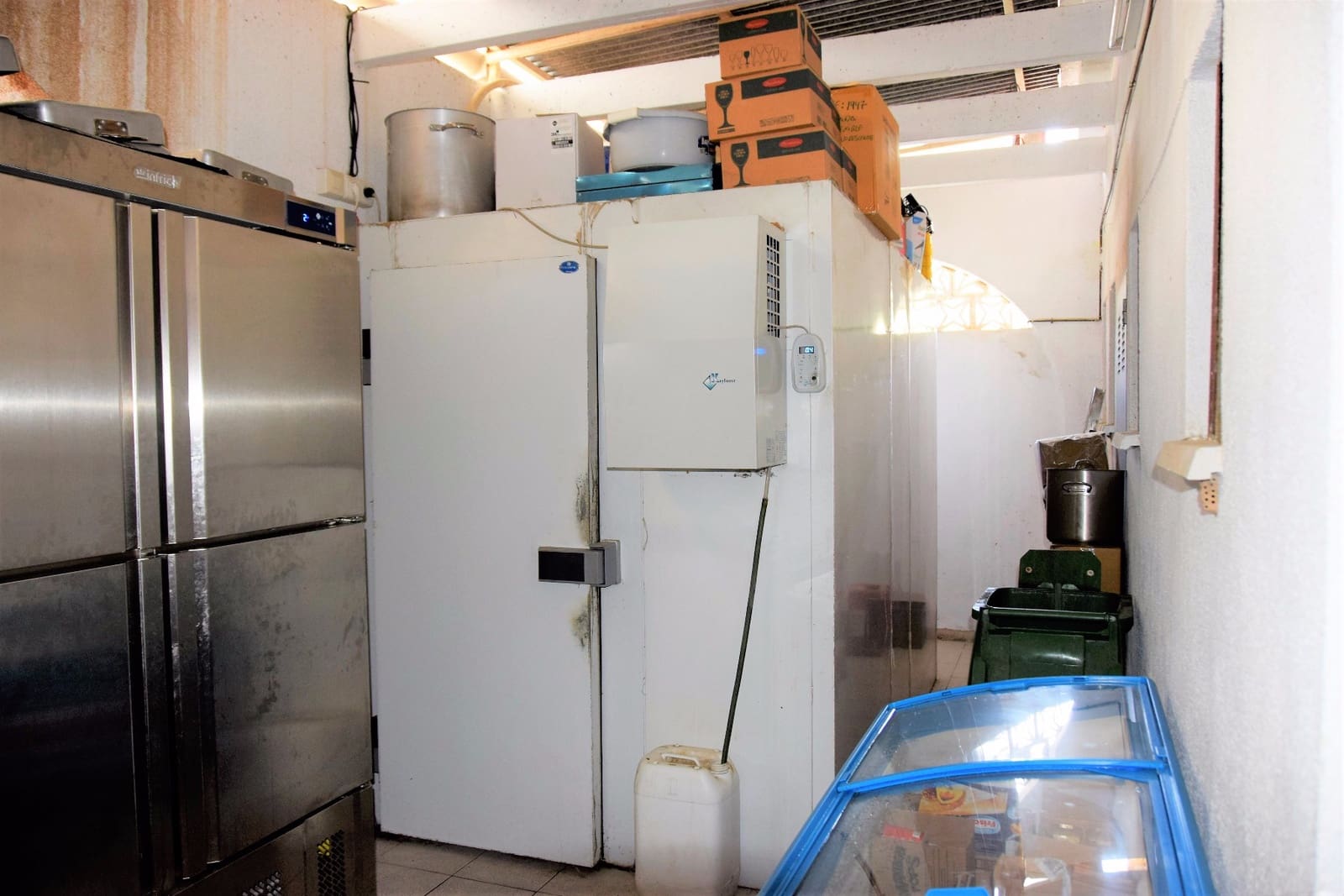 Bar/Restaurante de 1 habitación en La Marina en venta con piscina - 1.000.000 € (Ref: 3495100)