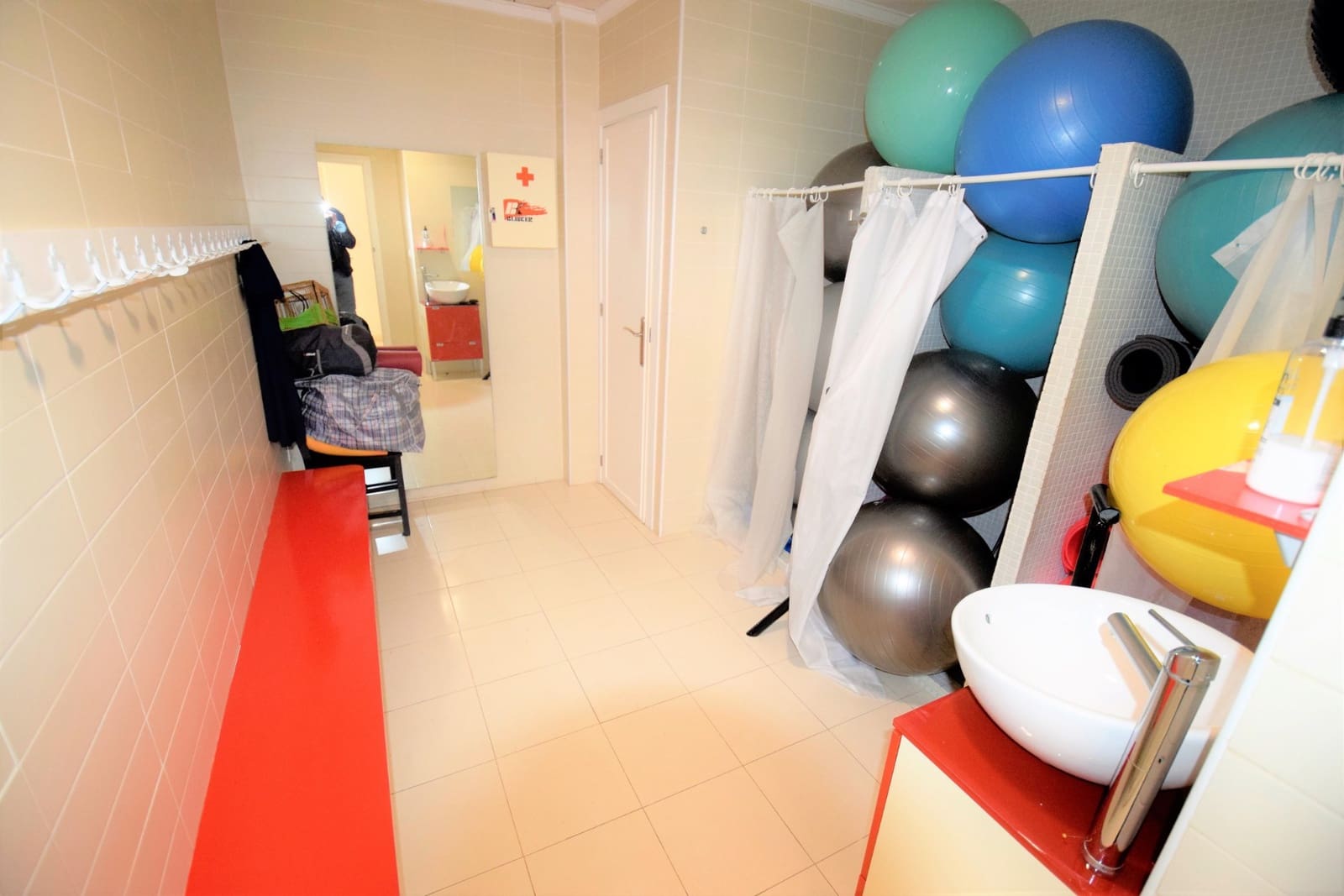 Erhverv til salg i Guardamar del Segura - € 110.000 (Ref: 4486109)