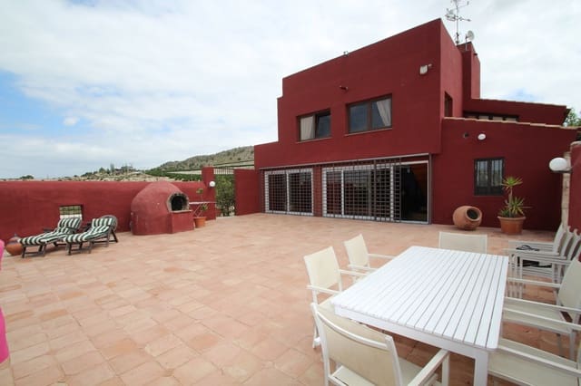 4 quarto Moradia para venda em San Miguel de Salinas com piscina garagem - 1 745 000 € (Ref: 4623054)