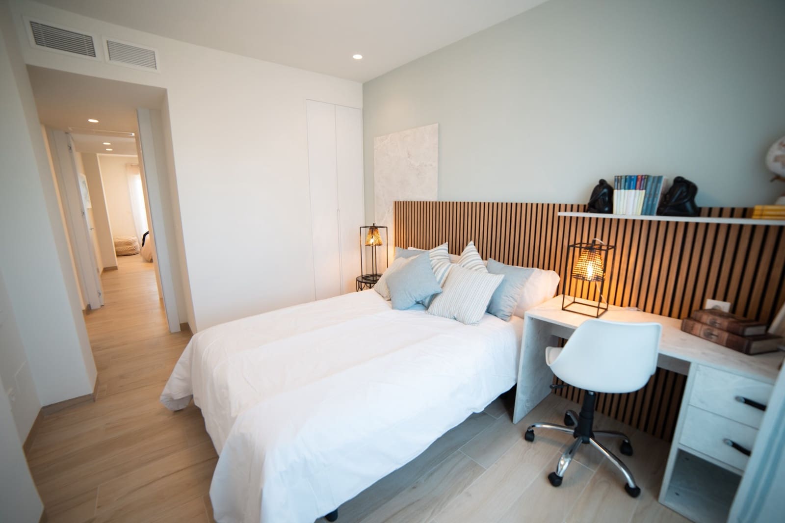 2 Zimmer Apartment zu verkaufen in Guardamar del Segura mit Pool - 283.000 € (Ref: 6428517)