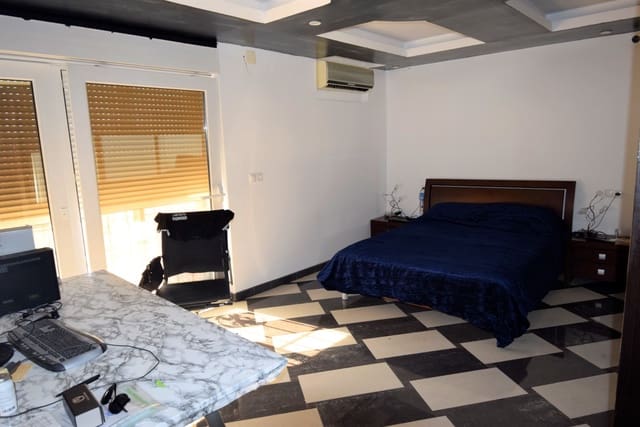 6 sovrum Villa till salu i El Edén, Guardamar del Segura med pool - 900 000 € (Ref: 6443092)