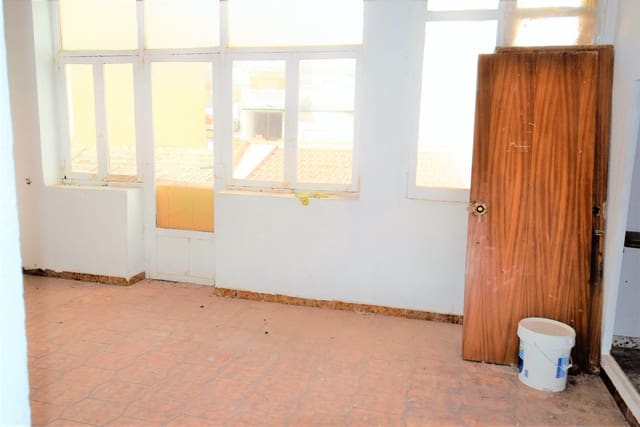 4 sypialnia Apartament na sprzedaż w Zona Pueblo, Guardamar del Segura - 200 000 € (Ref: 6501259)