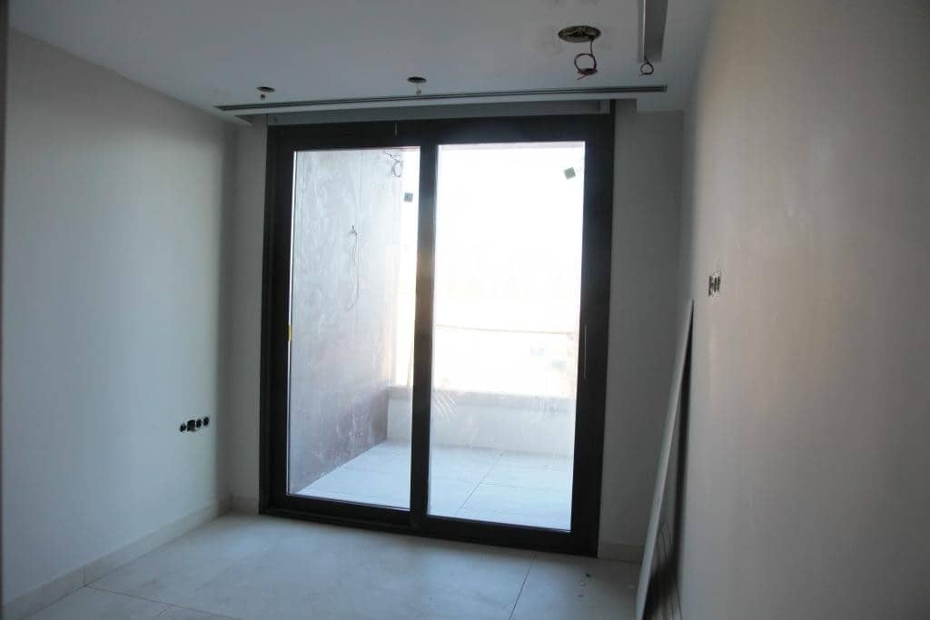 3 bedroom Apartment for sale in Benidorm with pool - € 1,650,000 (Ref: 6571445)