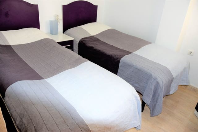 2 quarto Apartamento para arrendamento para férias em Zona Pueblo, Guardamar del Segura - 550 € (Ref: 6665458)