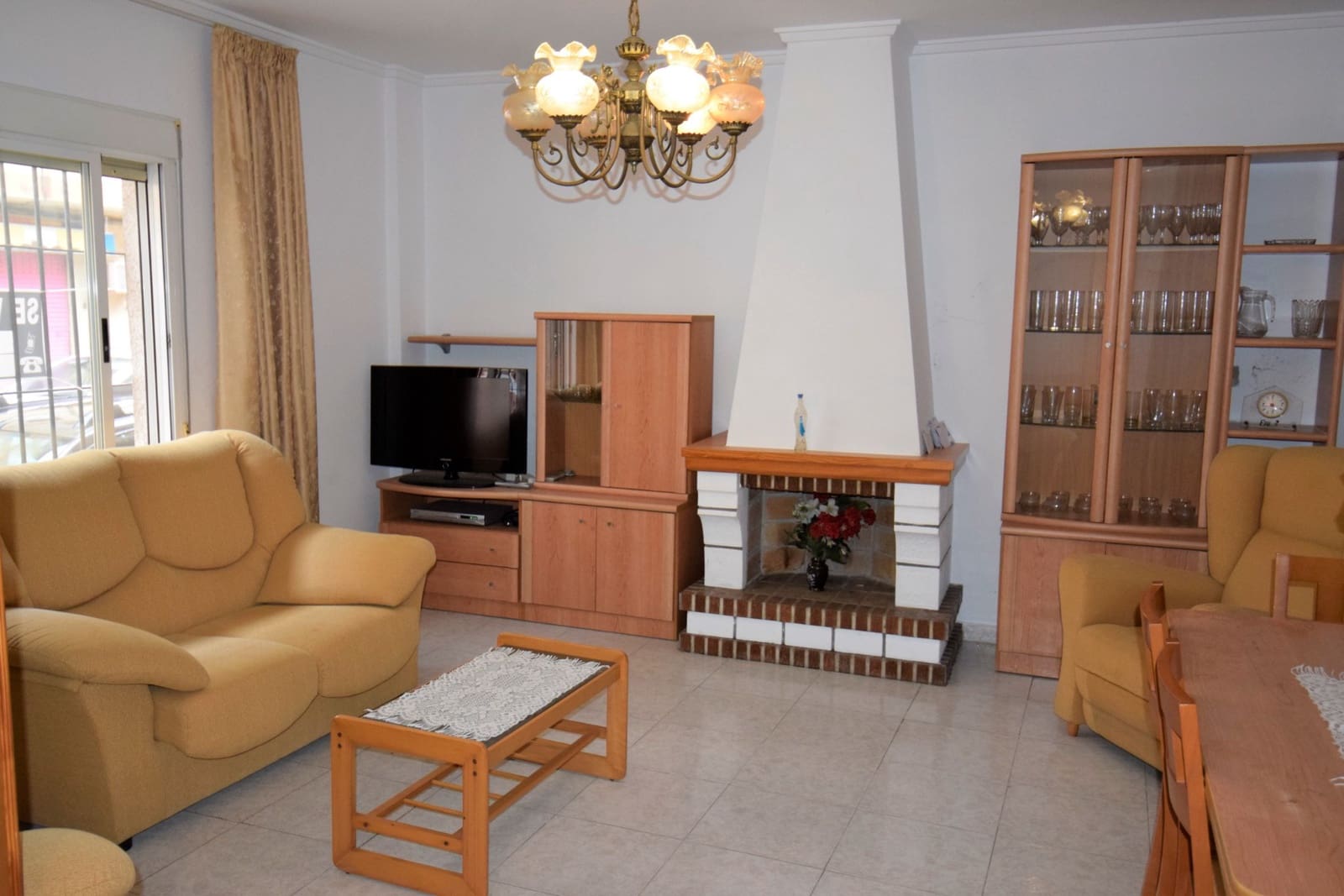 3 bedroom Townhouse for sale in Almoradi - € 120,500 (Ref: 6839952)
