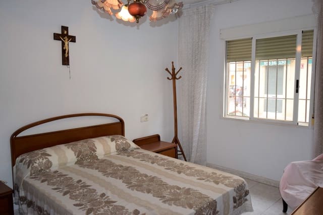 3 bedroom Townhouse for sale in Almoradí - € 120,500 (Ref: 6839952)