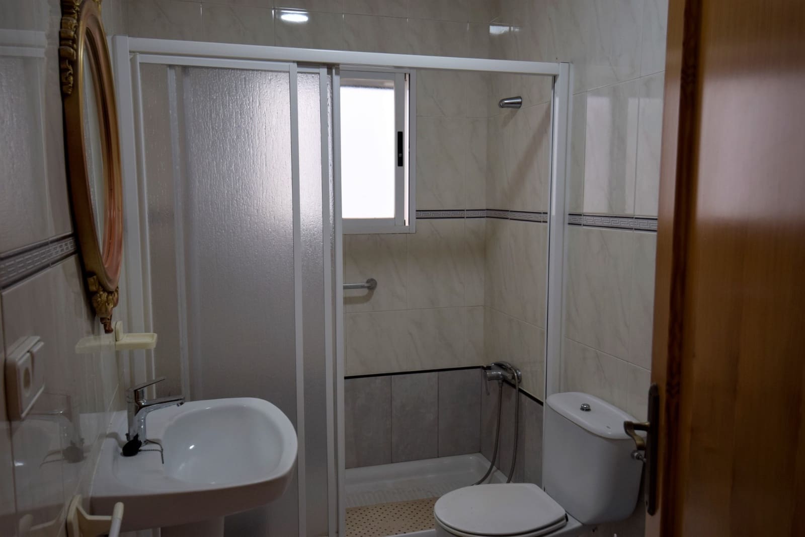 3 bedroom Townhouse for sale in Almoradi - € 120,500 (Ref: 6839952)