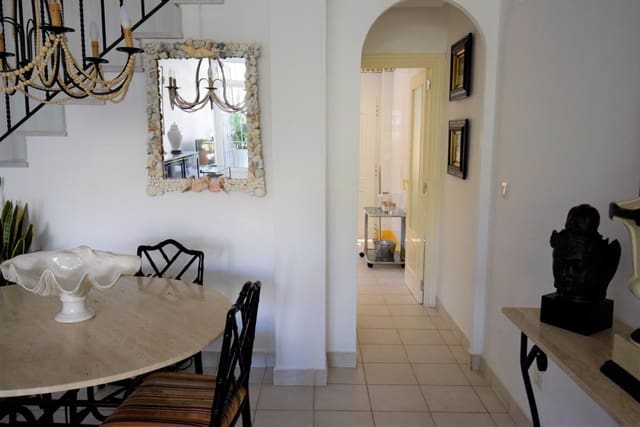 3 sovrum Villa till salu i Calas Santa Pola Este, Santa Pola med pool - 399 000 € (Ref: 7006226)