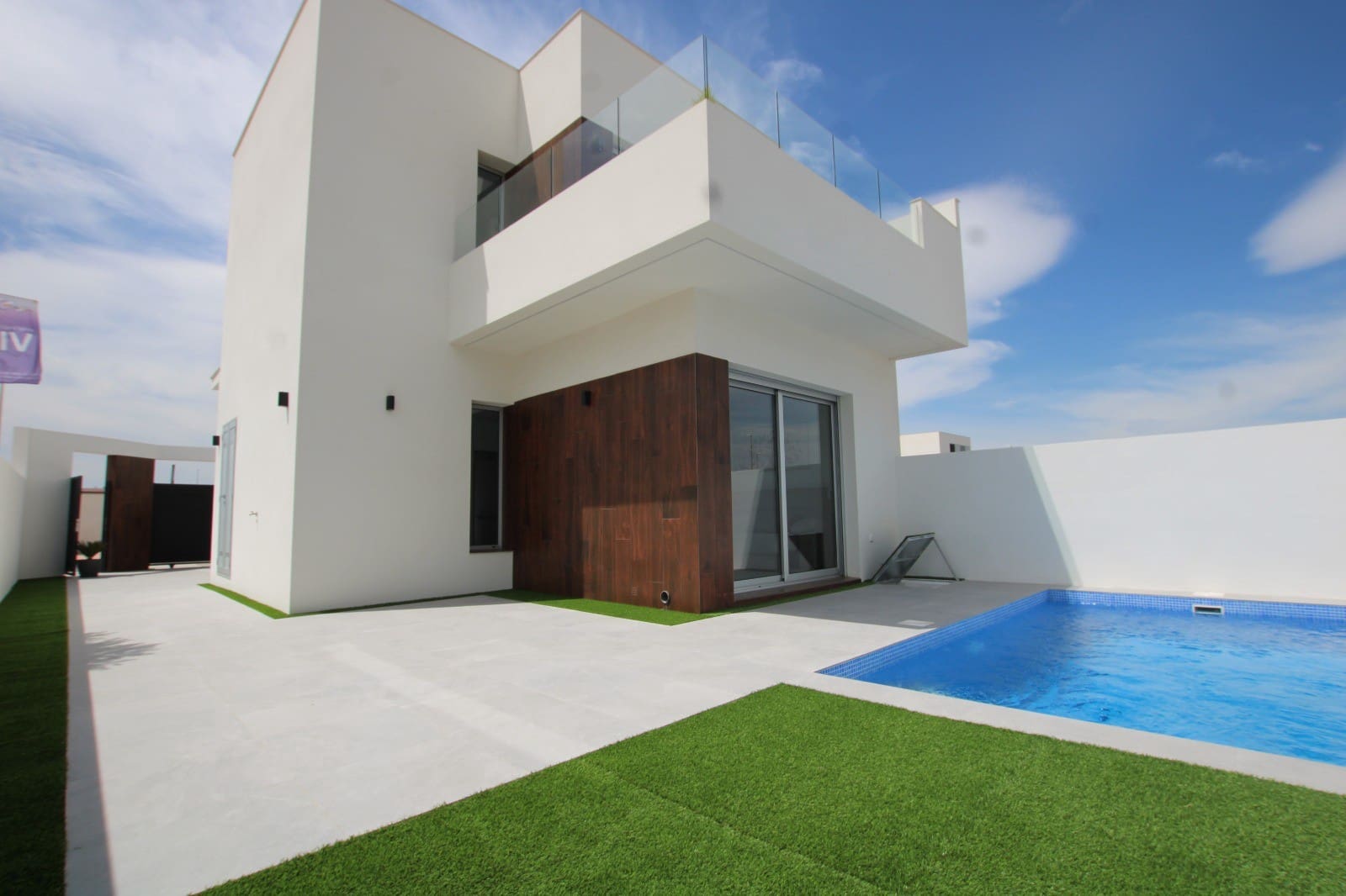 3 bedroom Villa for sale in San Fulgencio with pool - € 355,000 (Ref: 7393725)