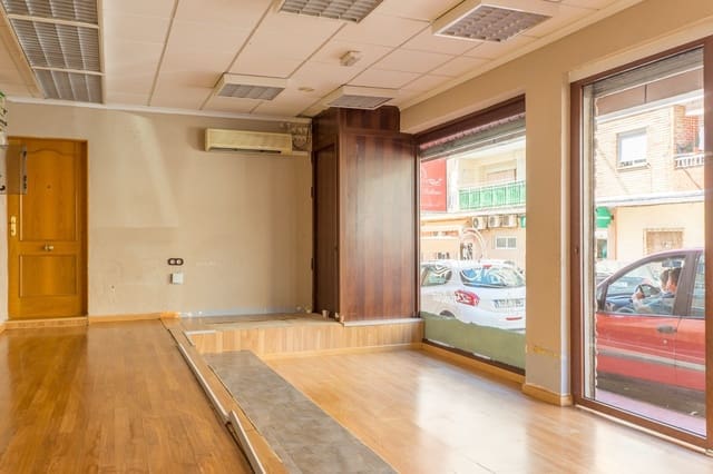 Local Comercial de 1 habitación en Torrevieja en venta - 220.000 € (Ref: 7498898)