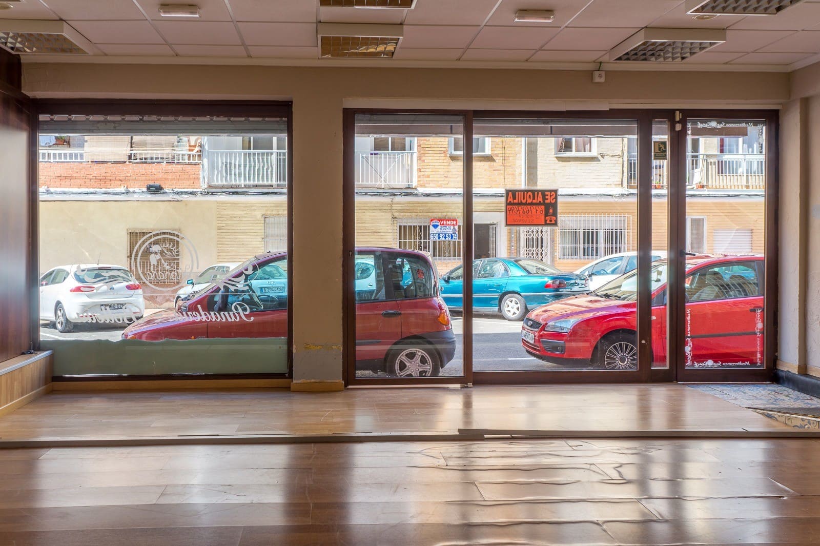 1 bedroom Commercial for sale in Torrevieja - € 220,000 (Ref: 7498898)