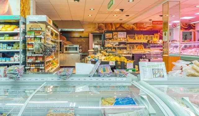 8 bedroom Commercial for sale in Centro, Los Alcázares - € 3,999,999 (Ref: 7498899)