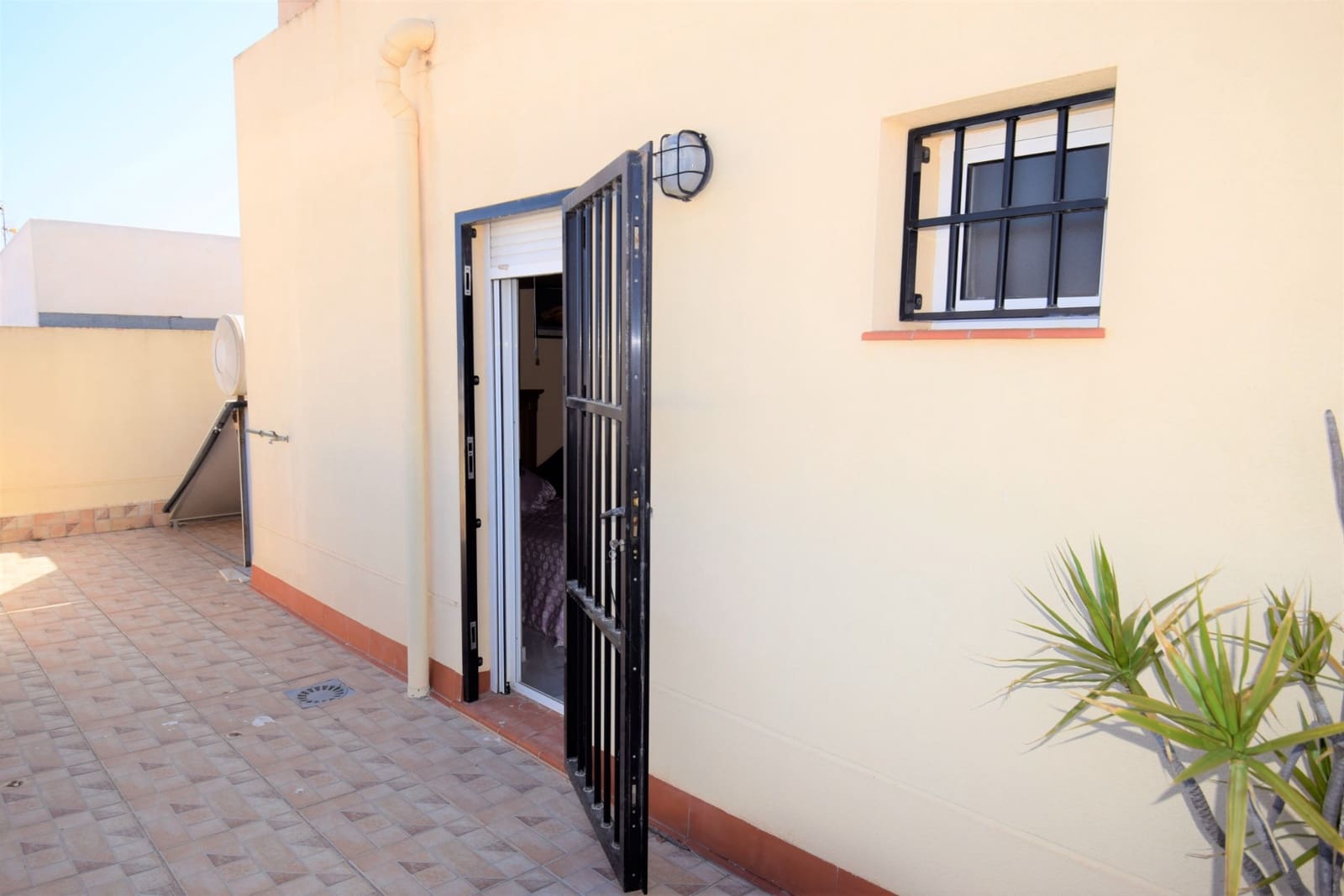 Ático de 3 habitaciones en Guardamar del Segura en venta con garaje - 315.000 € (Ref: 7503469)