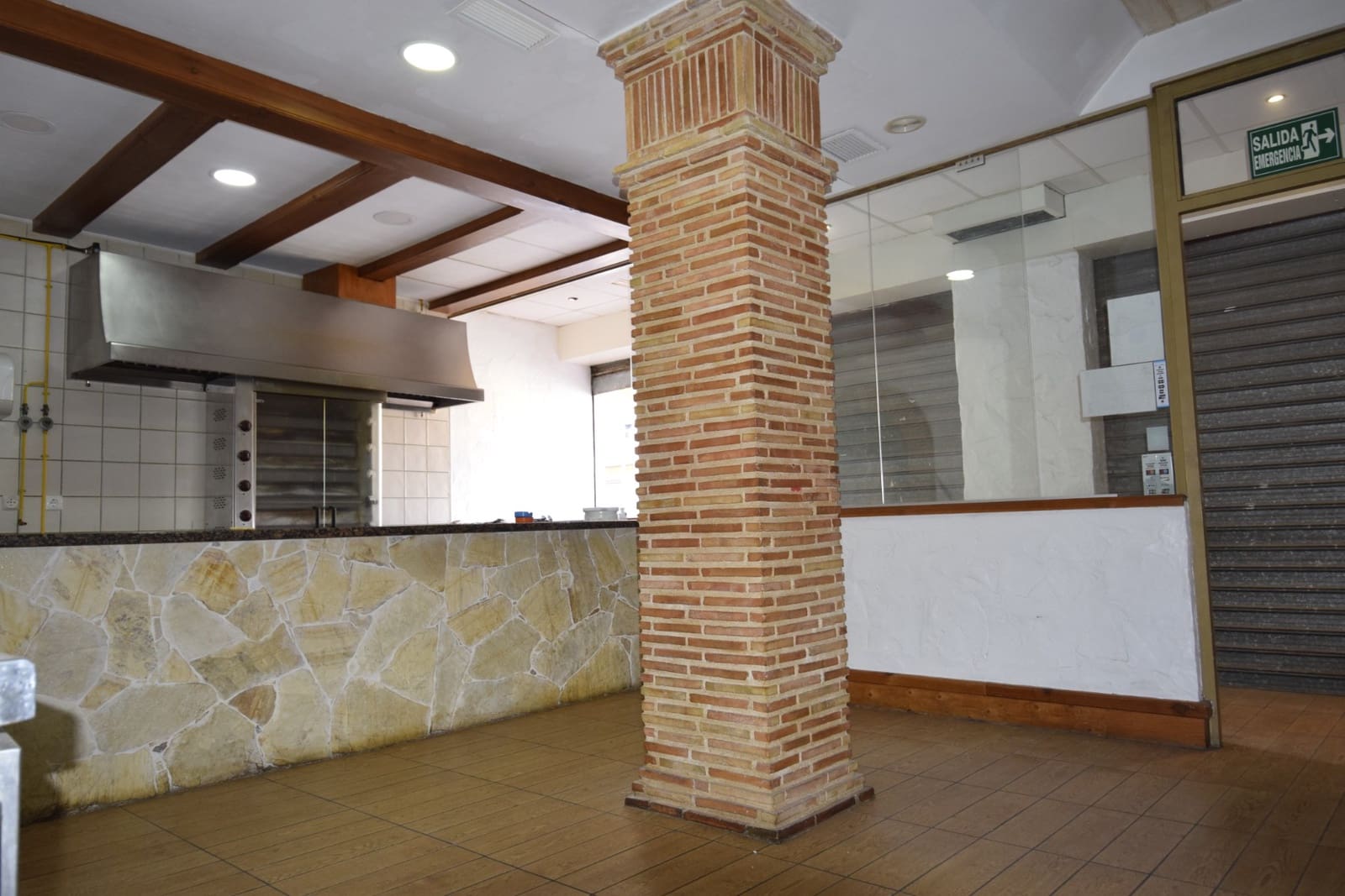 Erhverv til salg i Guardamar del Segura - € 155.500 (Ref: 7514060)