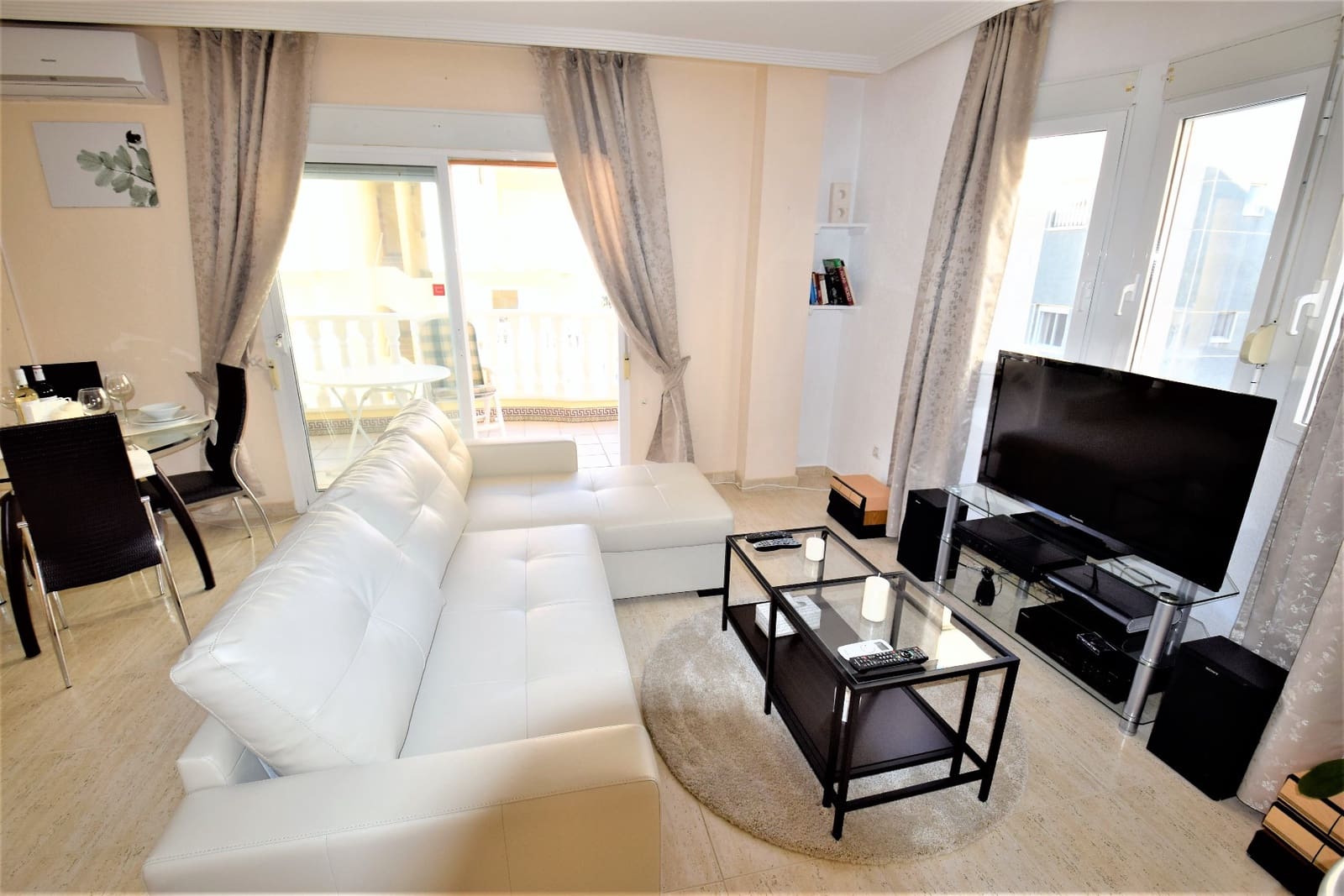 2 quarto Apartamento para arrendamento para férias em Guardamar del Segura com piscina - 550 € (Ref: 7726565)