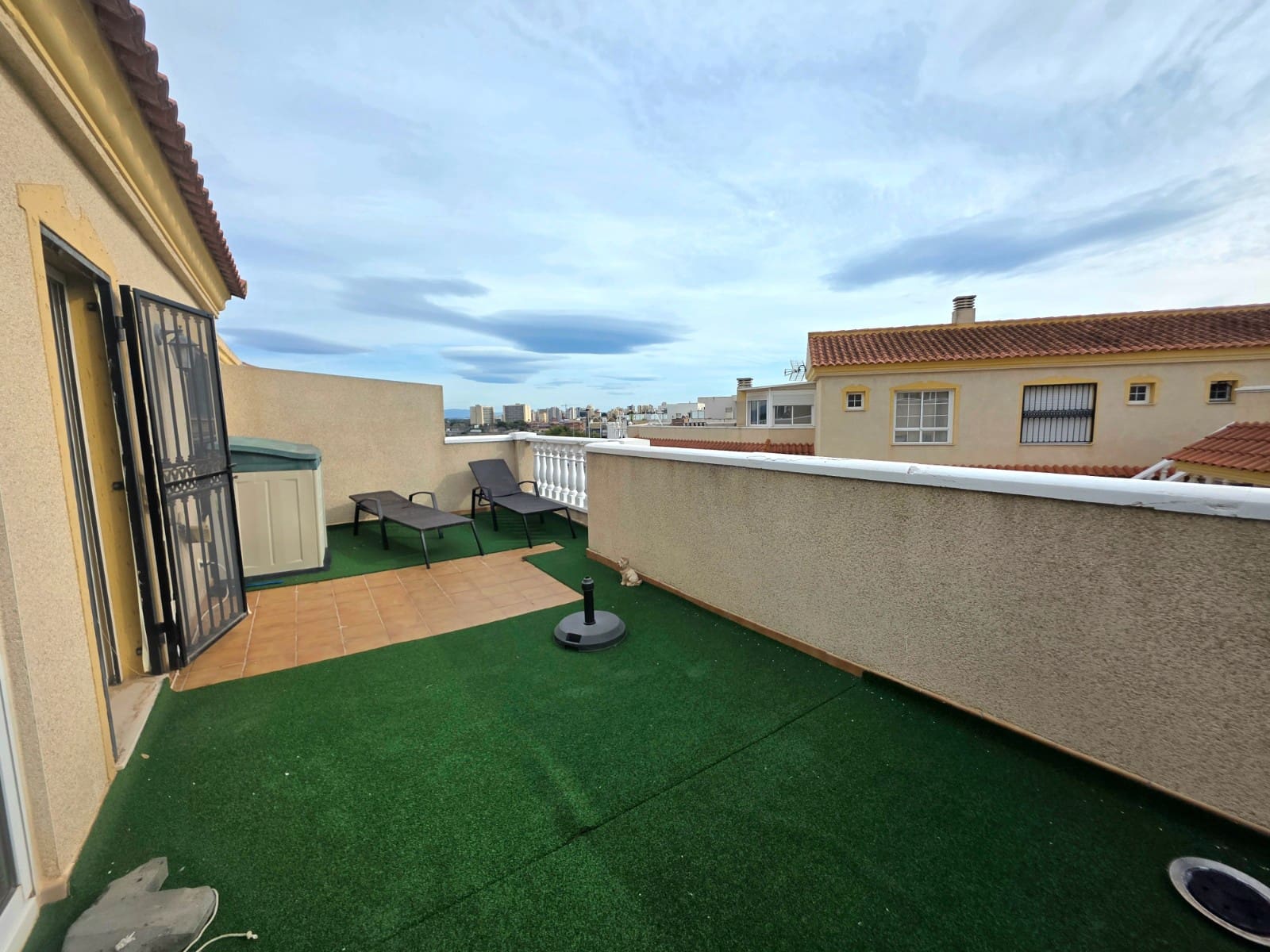 4 bedroom Terraced Villa for sale in Guardamar del Segura with pool garage - € 230,000 (Ref: 7773786)