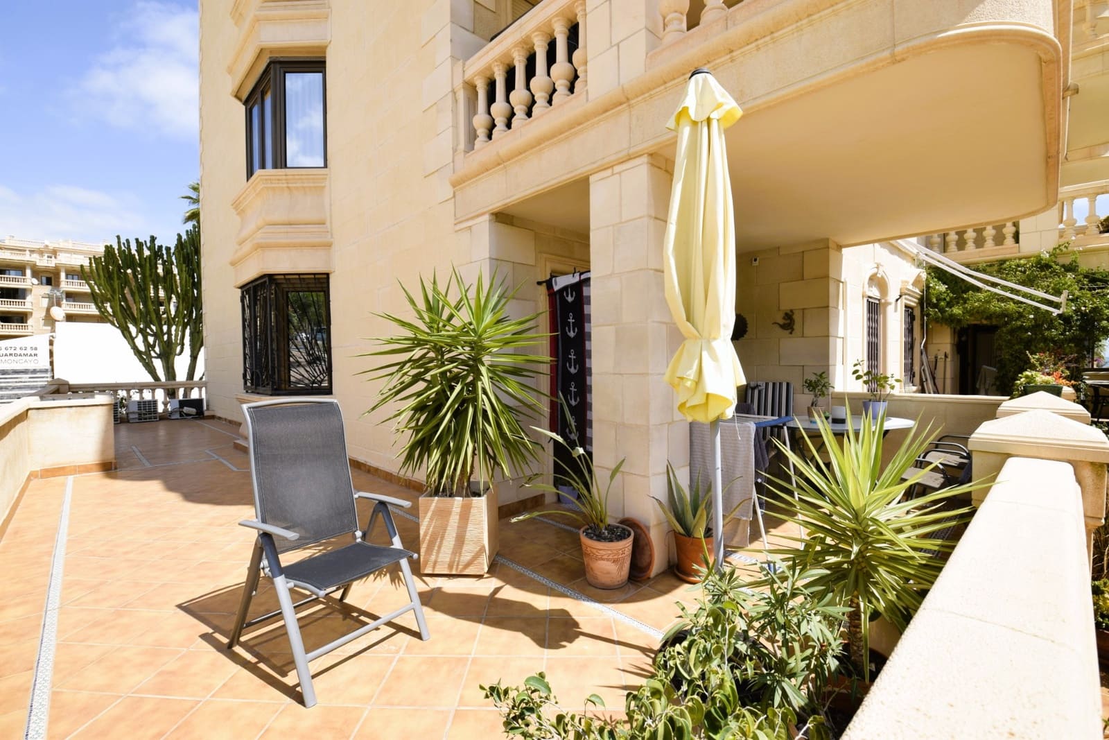 3 soveværelse Lejlighed til salg i Guardamar del Segura med swimmingpool garage - € 239.000 (Ref: 7787982)